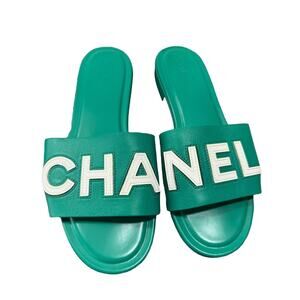 CHANEL Logo Leather Slide 23P Green White Sandal 40 CHA NEL